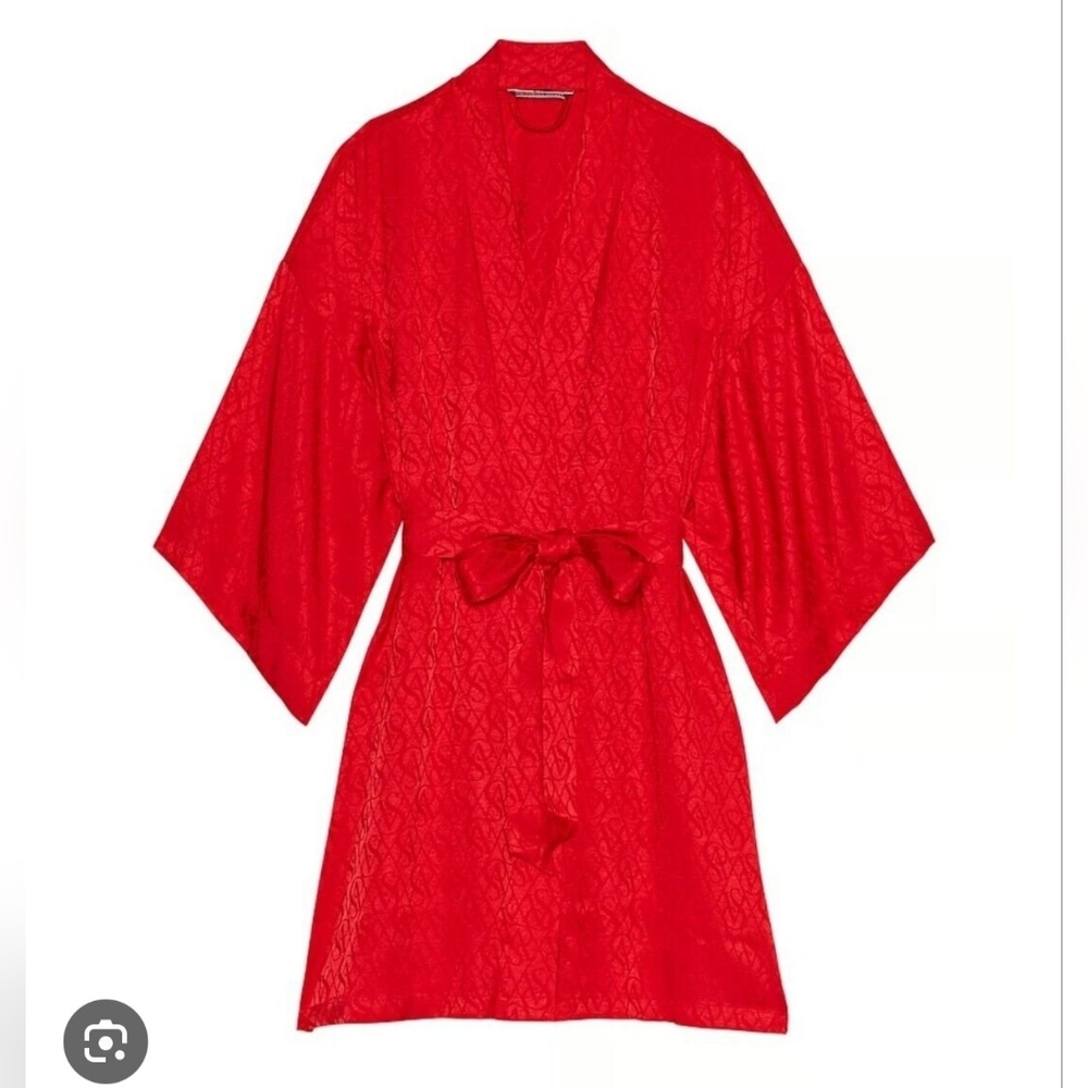 Victoria's Secret Textured Red Kimono Robe
